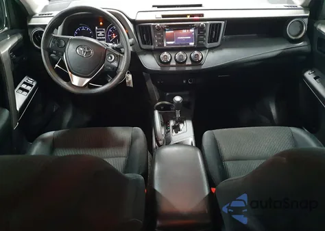 2017 Toyota Rav4 Le z USA, uszkodzony, nr VIN 2T3BFREV8HW621428